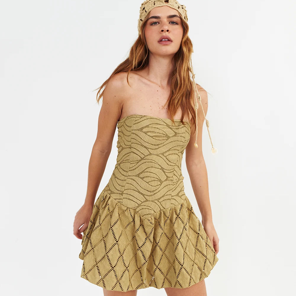 
                  
                    Shell In Light Green Dress
                  
                