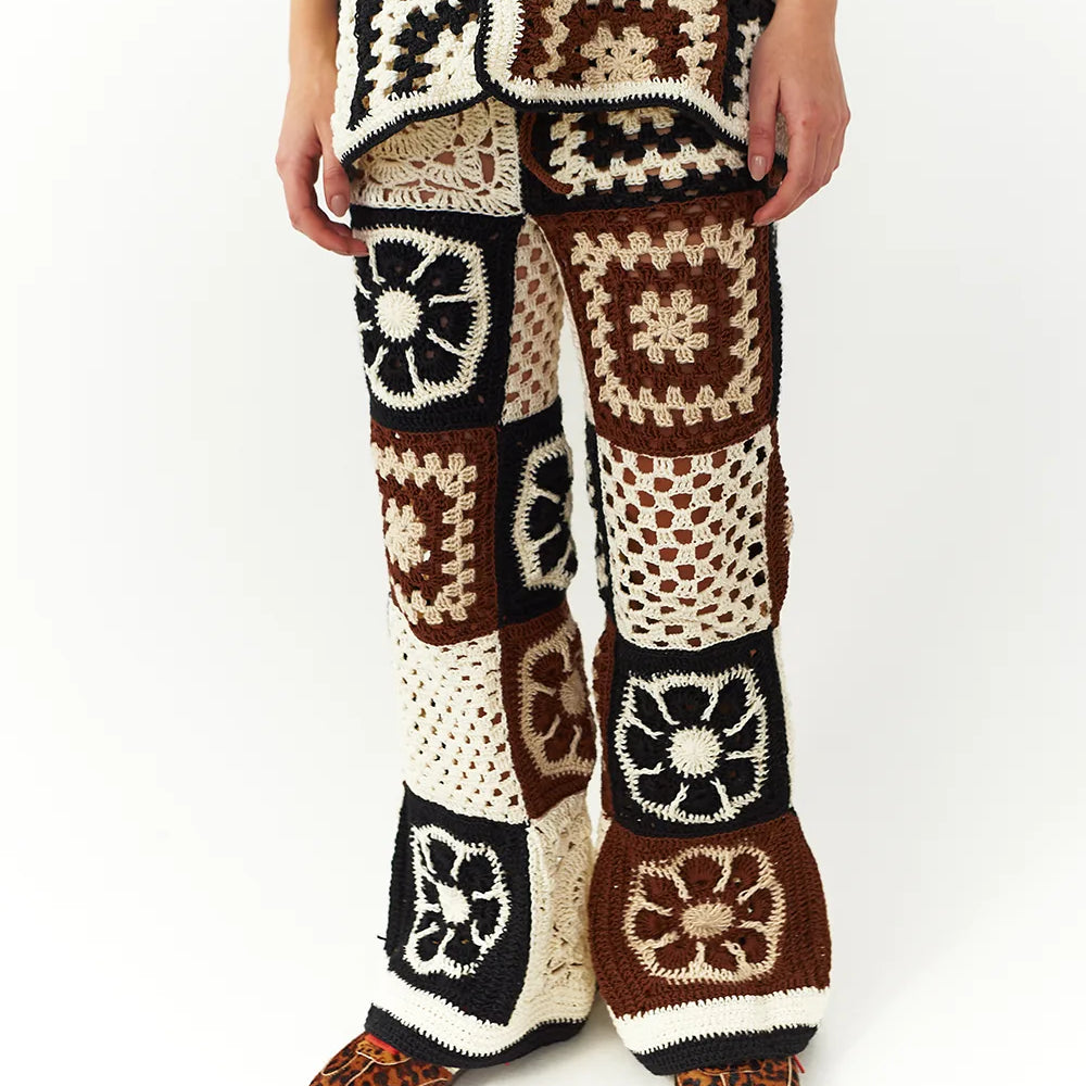 
                  
                    Aire Pants in Yin Yang
                  
                